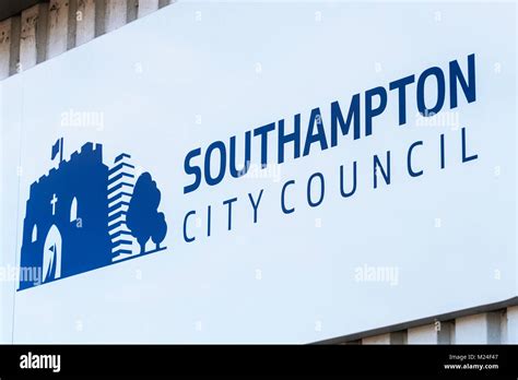 Southampton City Council sign and logo Stock Photo - Alamy