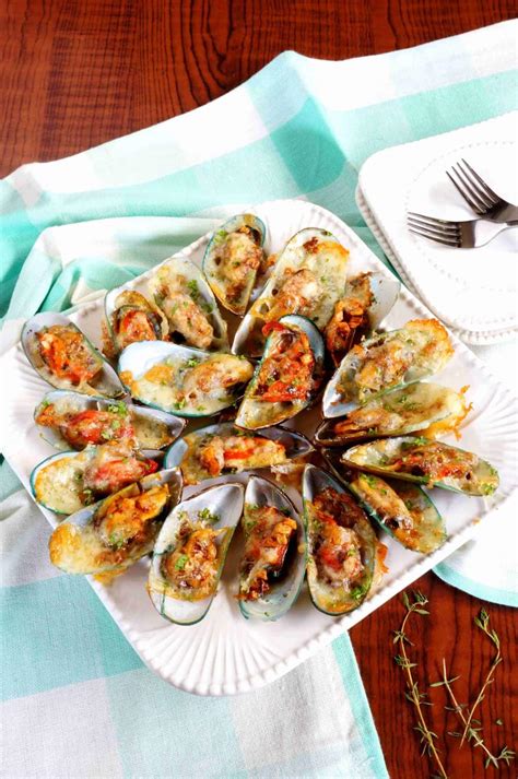 Easy Baked Mussels Recipe - Sweet Pea's Kitchen