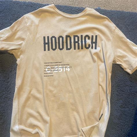 Hoodrich t shirt Good as new Worn 4-5 times Size medium - Depop