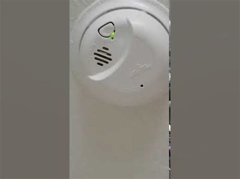 First Alert 9120b Latching alarm indicator - YouTube