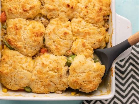 Chicken and Biscuit Casserole - Food Crazies