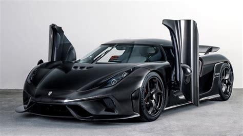 Koenigsegg Will Sell You a Regera Made from Naked Carbon Fiber