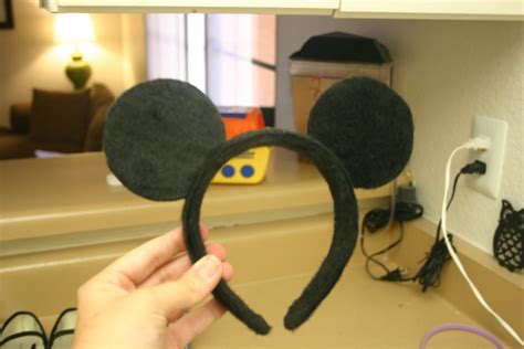 Honeybee Vintage: Mouse Ears