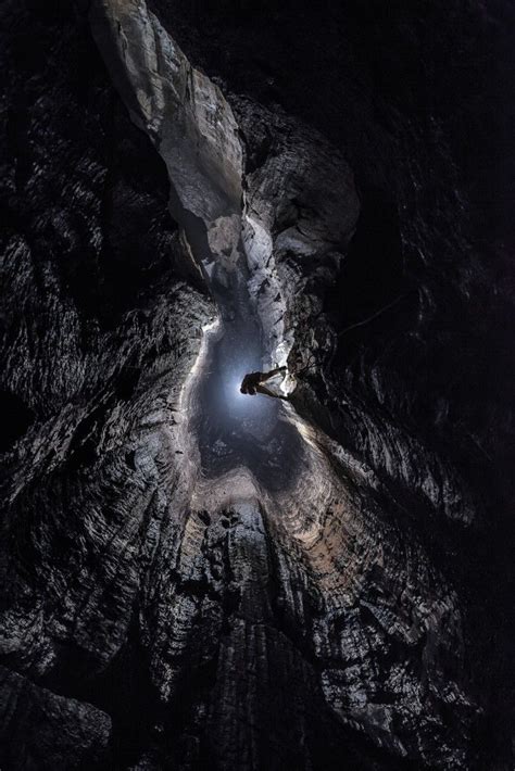 The Perilous and Gorgeous World of Cave Photography in 2024 | Cave ...