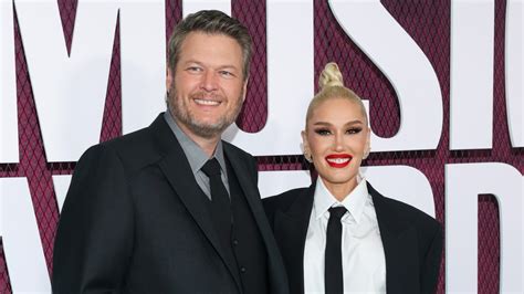 Listen to Gwen Stefani and Blake Shelton's dreamy new duet, 'Purple Irises' - ABC News