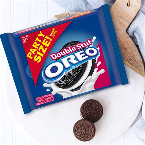 Buy OREO Double Stuf Chocolate Sandwich Cookies, Party Size, 10.7oz ...