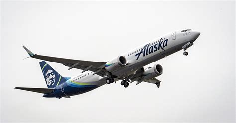 Alaska Airlines takes delivery of its first Boeing 737-9 MAX aircraft - PASSENGER SELF SERVICE