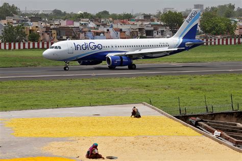 IndiGo returns to quarterly profit as India airfares rise - Nikkei Asia