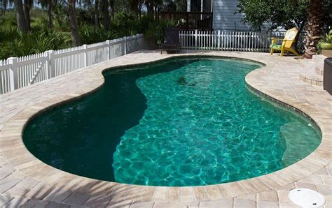 Pool Plaster Color: How to Choose The Perfect Color (7 Ideas)