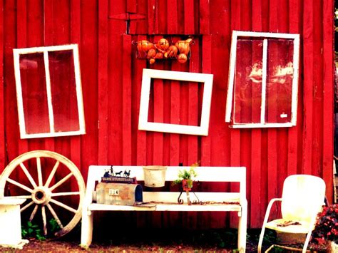 red barn | Red barn, Home decor, Decor