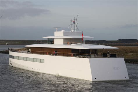 STEVE JOBS MEGA YACHT “VENUS” – RUF.LYF