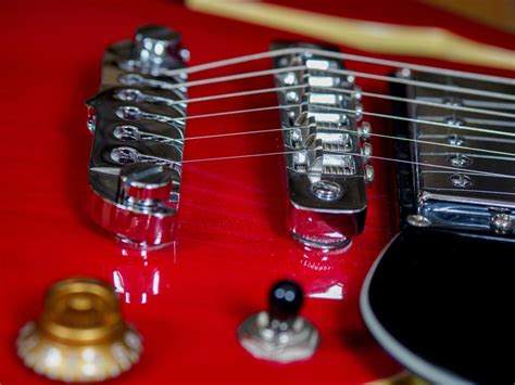 Electric Guitar Bridge Types Explained - HubPages