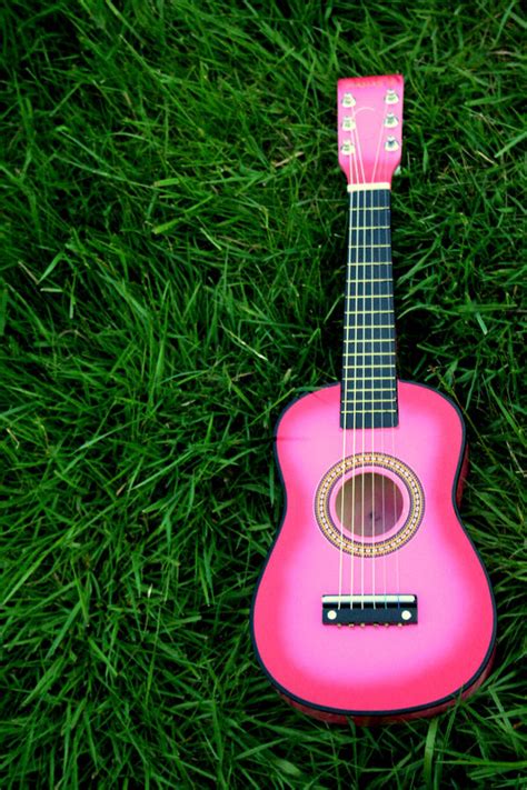 pink ukulele by MandiCRM on DeviantArt