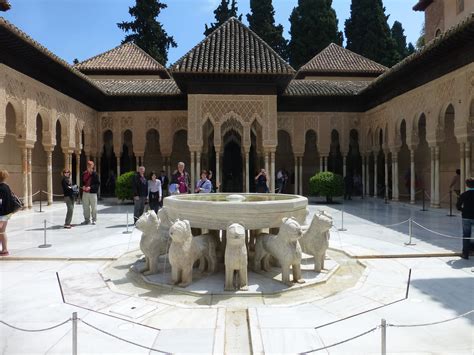 Alhambra: Court of the Lions.