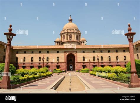 Secretariat building delhi hi-res stock photography and images - Alamy