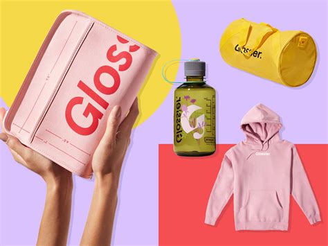 Glossier merchandise reviewed: From the hoodie to the water bottle ...