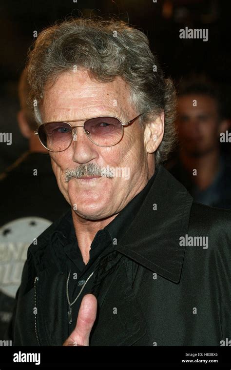 KRIS KRISTOFFERSON BLADE 2 FILM PREMIERE MANN'S CHINESE THEATRE ...