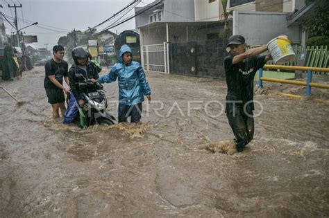 BANJIR DI BANDUNG | ANTARA Foto