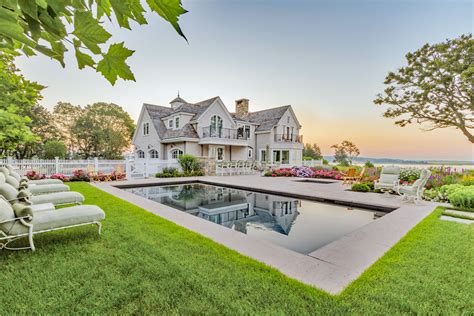 Classic New England Cape Cod Retreat with Spectacular Vistas