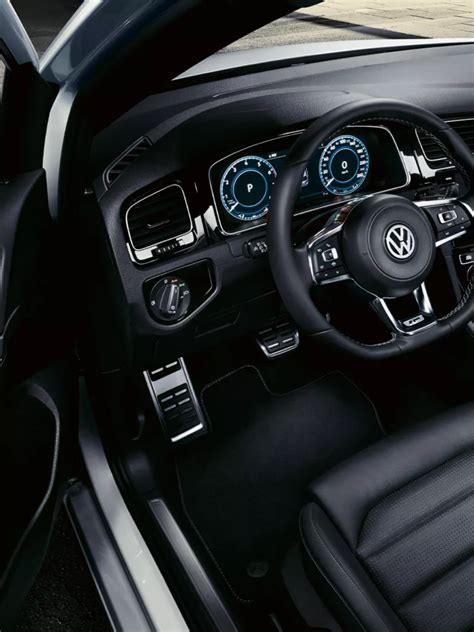 Volkswagen Golf | New Cars | Volkswagen Ireland