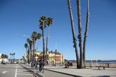 Santa Cruz Wharf (Santa Cruz, CA) 2024 Review & Ratings | Family ...