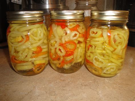 canned banana peppers - 40 sweet banana peppers sliced to 1 inch rings 2 cup of white… | Recipes ...