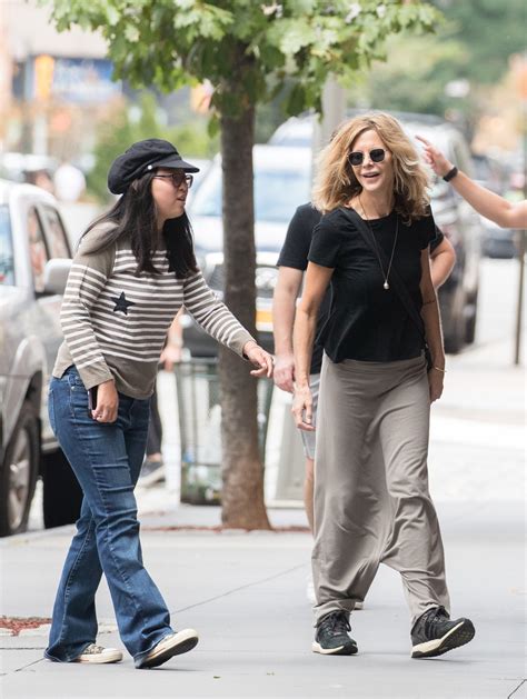 Meg Ryan and Daughter Daisy True Out and About in NYC: Photos