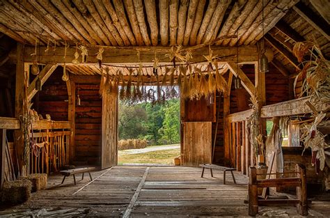 Barn Interior | Interior of an old barn with straw. | Kevin Case | Flickr