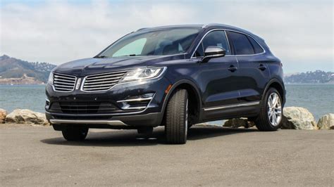 Stylish new MKC small SUV refreshes Lincoln brand (pictures) - Roadshow