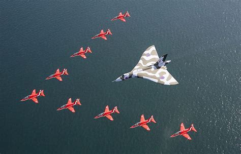 Avro Vulcan With The Red Arrows, red, formation, military, bomber, planes, display, HD wallpaper ...