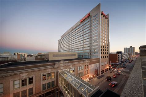 LOUISVILLE MARRIOTT DOWNTOWN - Louisville KY 280 West Jefferson 40202