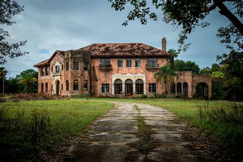 Florida haunted house can be yours for $480K - Curbed Miami