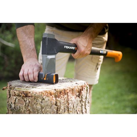 Fiskars Axe / Knife Sharpener - Bunnings New Zealand