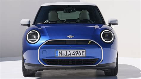 2023 Mini Cooper S E [3-door] - Wallpapers and HD Images | Car Pixel