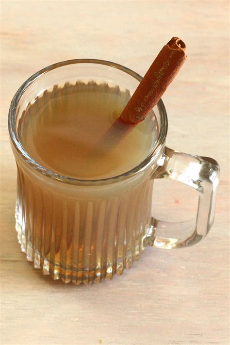 Hot Buttered Rum Classic Cocktail | Mix That Drink