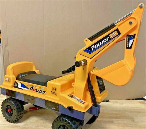 KIDS RIDE ON TOY DIGGER TODDLER PUSH ALONG EXCAVATOR