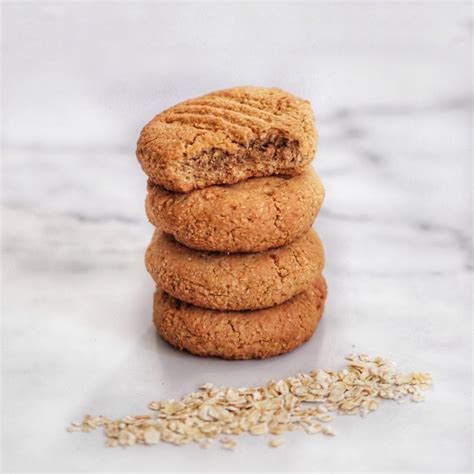 5-INGREDIENT HEALTHY VEGAN ANZAC BISCUITS » RUN2FOOD