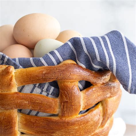 Woven Bread Basket - A Red Spatula