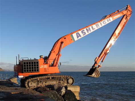 Hitachi ZX750 (25m) Long Reach Excavator