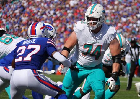 Buffalo Bills vs. Miami Dolphins: NFL Week 18 Odds, Lines, Picks & Best ...