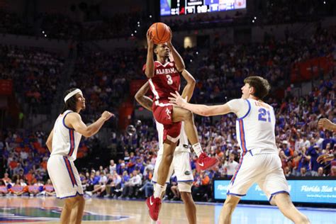 Alabama guard Rylan Griffen exits Florida game with leg injury ...