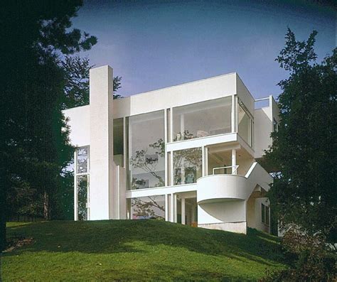 15 Iconic White Buildings by Richard Meier - RTF | Rethinking The Future