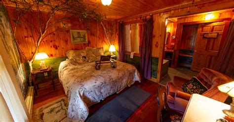 Birch Room | Main Lodge Rooms | Hohmeyer's Lake Clear Lodge & Resort