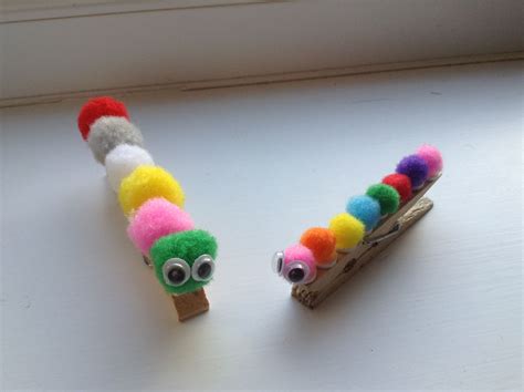 Toddler made quick and easy pom pom caterpillar (large and small). | Pom pom crafts, Crafts ...