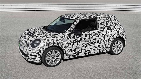 BMW to reboot Mini for the electric age – first bespoke EV coming in early 2023