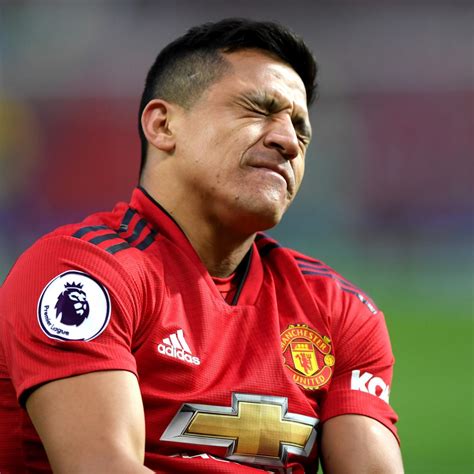 Manchester United's Alexis Sanchez Hints at Return from Injury on ...