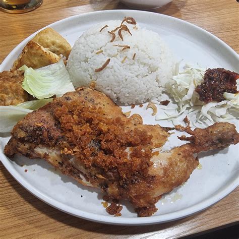 Nasi Ayam Penyet at Samrang - Halal Tag Singapore