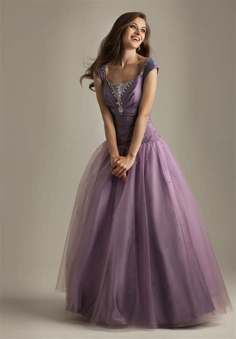 WhiteAzalea Ball Gowns: Shining Purple Ball Gowns