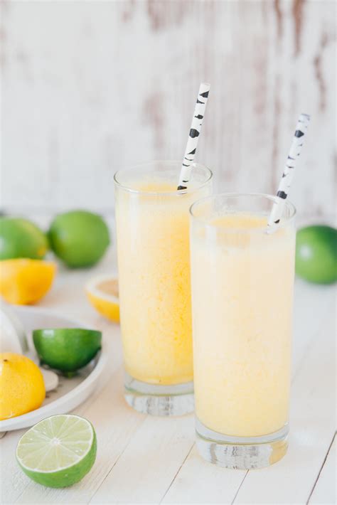 The Best Lemonade Brands For Summer, Plus Cocktails To Make With Them