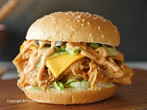 Spicy Crispy Chicken Burger – Food Fusion